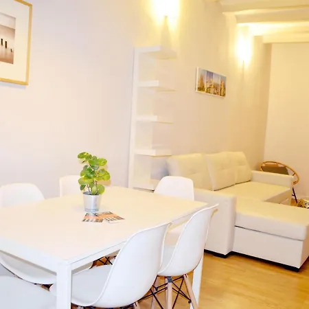 ميركاديرس شقة