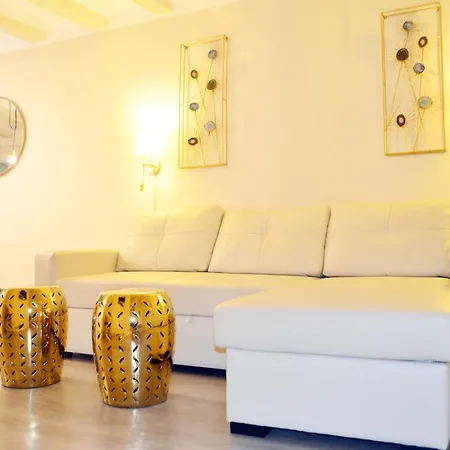 ميركاديرس شقة